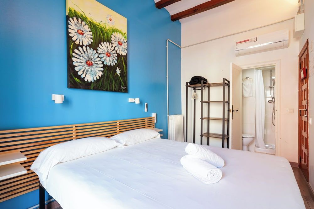 Hostal Forum Tarragona City Double Room 6