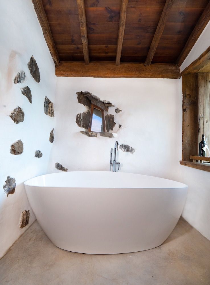 Honeymoon House, 1 Bedroom, Bathtub, Ocean View