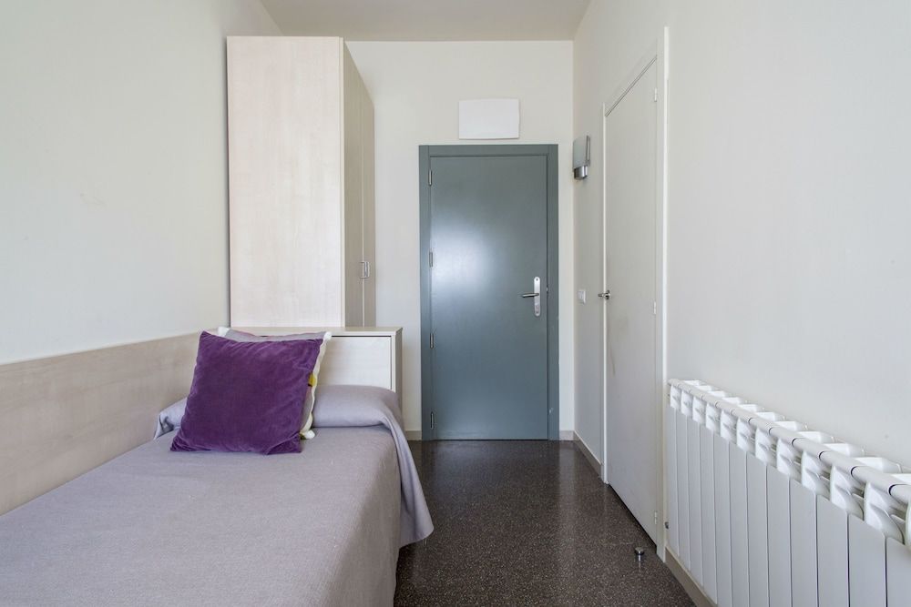 Albergue Residencia Universitaria Resa Los Abedules - Campus Accomodation Quadruple Room, 2 Bedrooms, Kitchenette 2