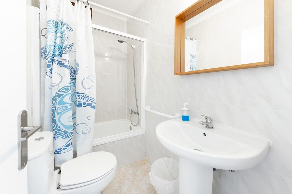 Hostal Cala Llombards Standard Twin Room 22