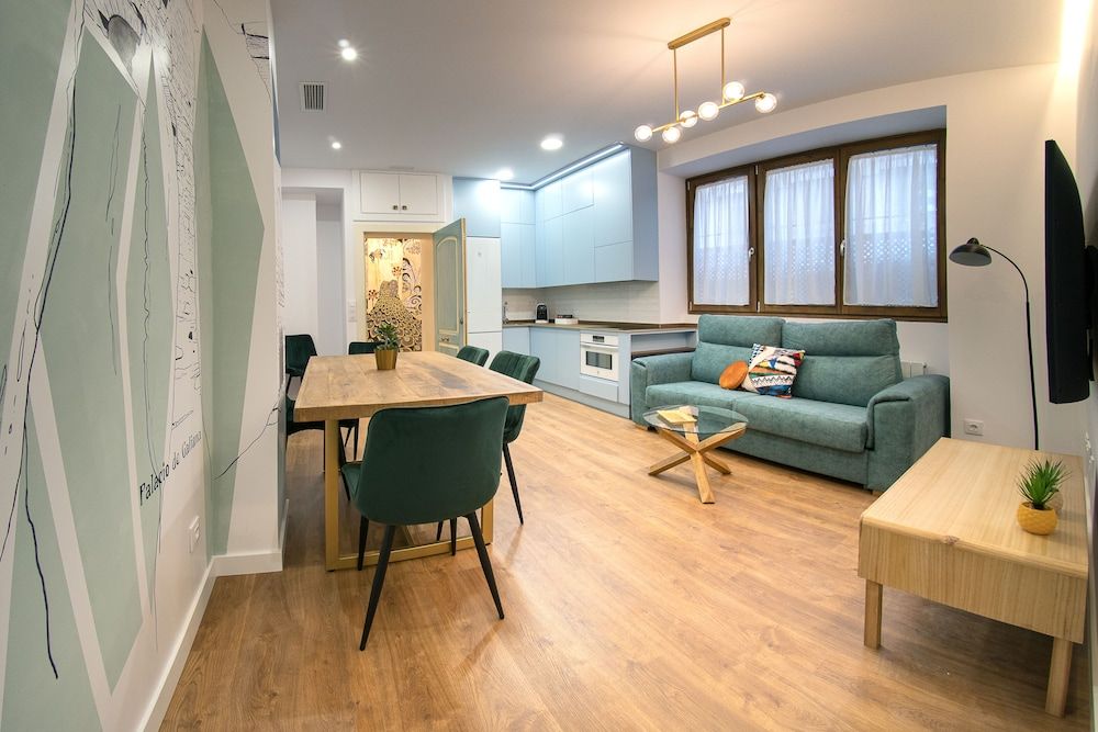 GRECO CERVANTES 5 COLLECTION Superior Apartment 6