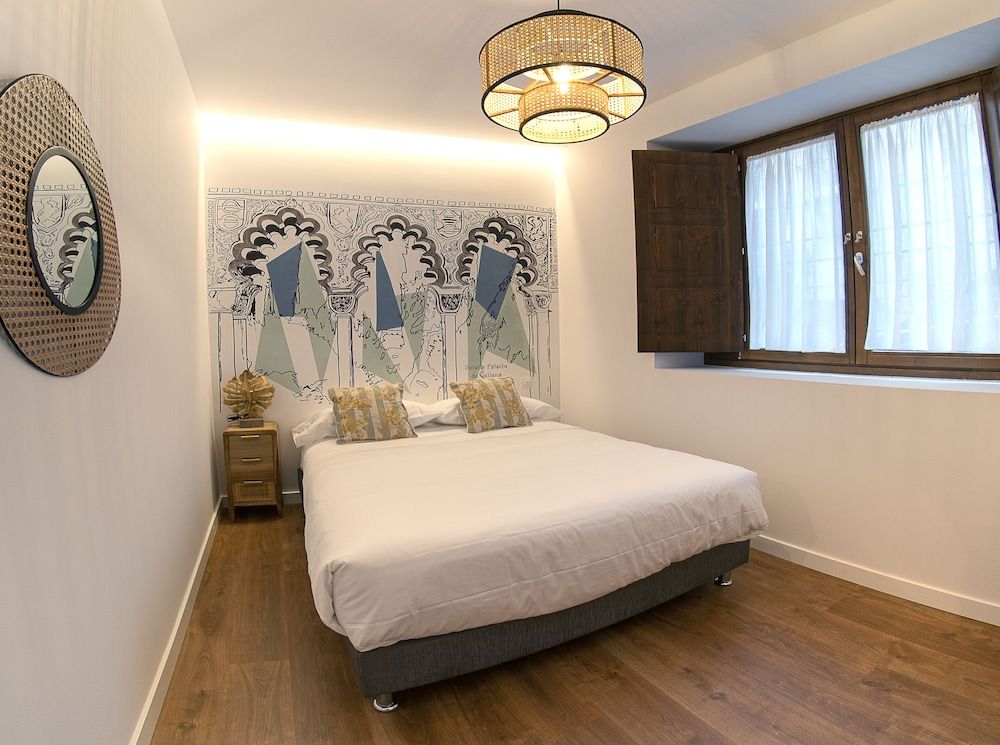 GRECO CERVANTES 5 COLLECTION Superior Apartment 3