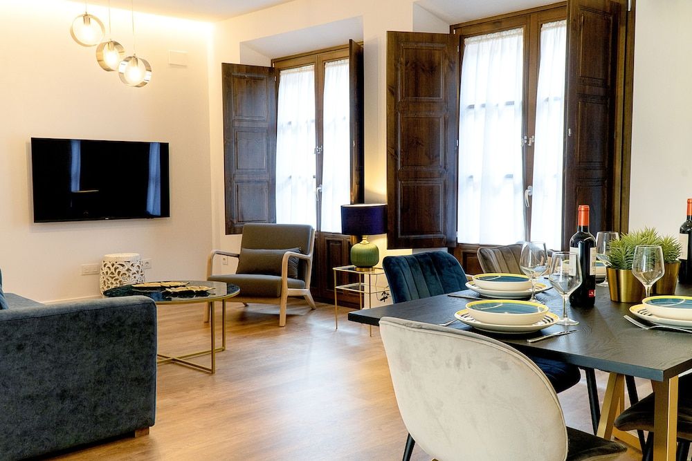 GRECO CERVANTES 5 COLLECTION Deluxe Apartment 12