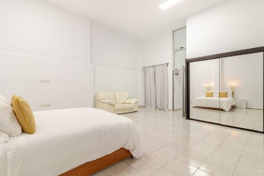Basic Villa