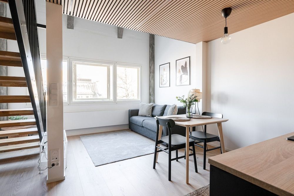 Fabulous & Historical Top Floor Loft in Pyynikki