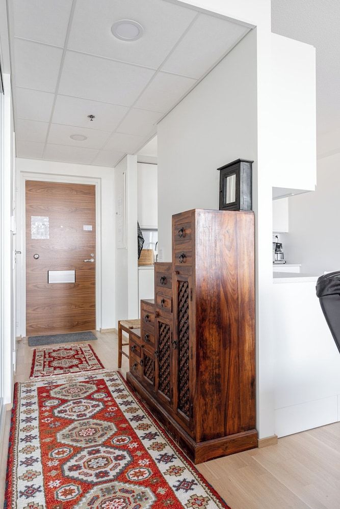 Fabulous 1BR Apt with Sauna & Views Deluxe Apartment, Balcony, City View 9