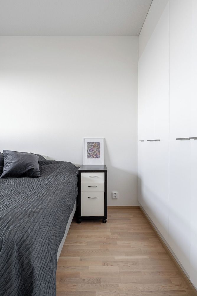 Fabulous 1BR Apt with Sauna & Views Deluxe Apartment, Balcony, City View