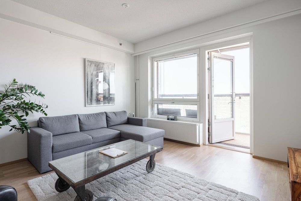 Fabulous 1BR Apt with Sauna & Views Deluxe Apartment, Balcony, City View 12