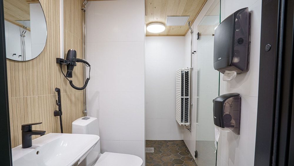 Sawo Hostel Deluxe Double Room 3