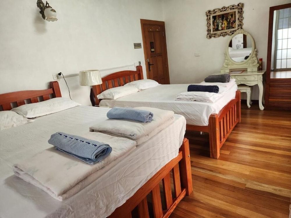 Suva Hideaway Villa Double or Twin Room, Sea View 5