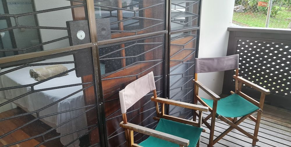 Axis Apartments Deluxe Studio Suite, 1 Double Bed, Balcony, Courtyard View 10