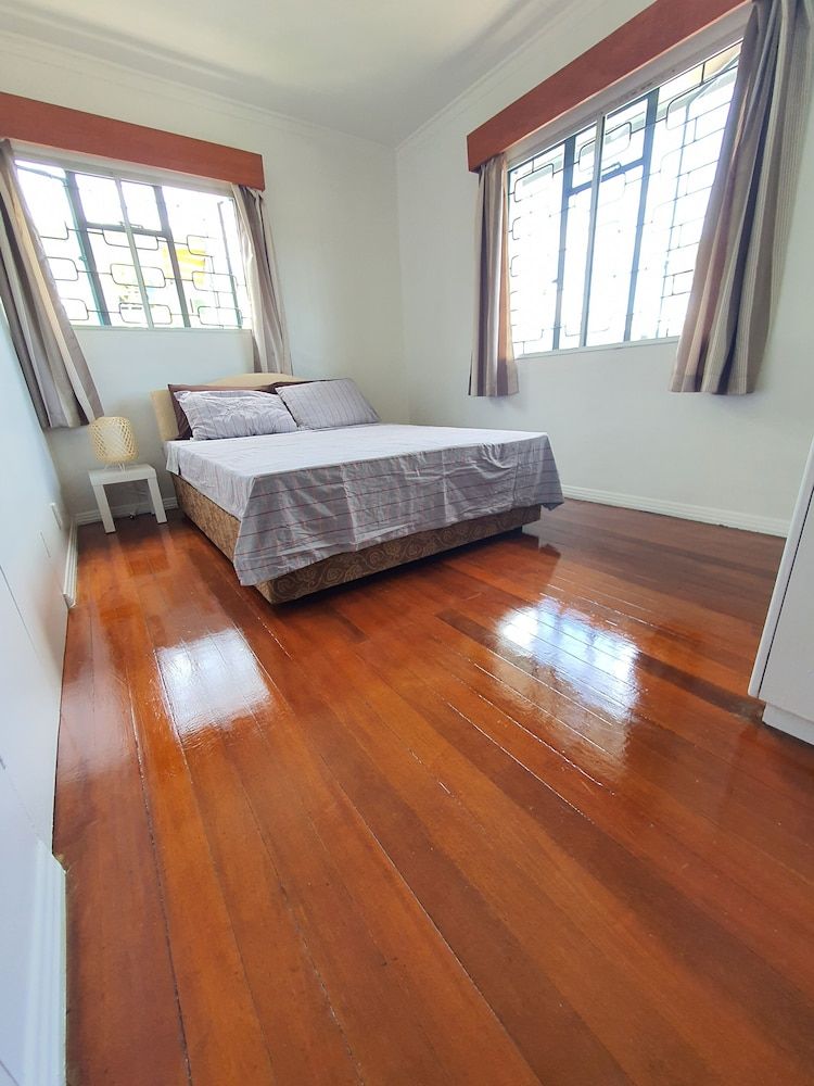 Axis Apartments Premier Apartment