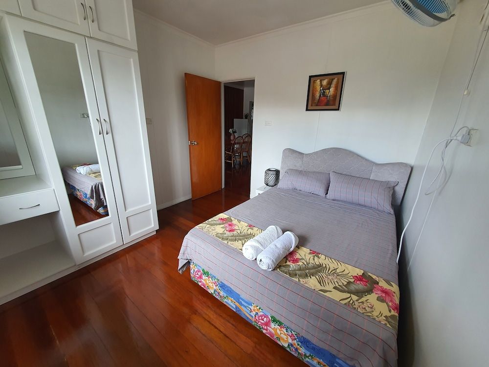 Axis Apartments Premier Apartment 19