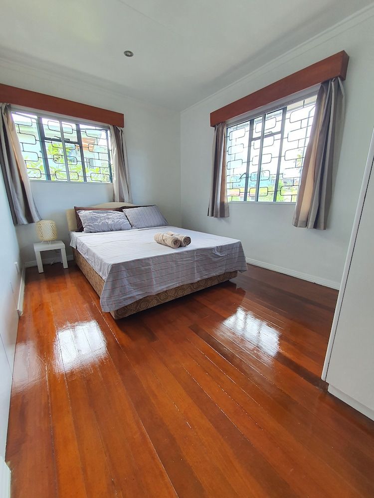 Axis Apartments Premier Apartment 2