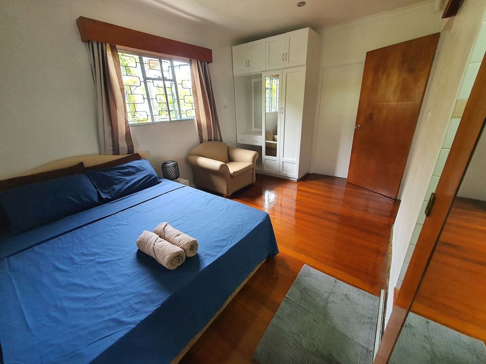 Axis Apartments Premier Apartment 13