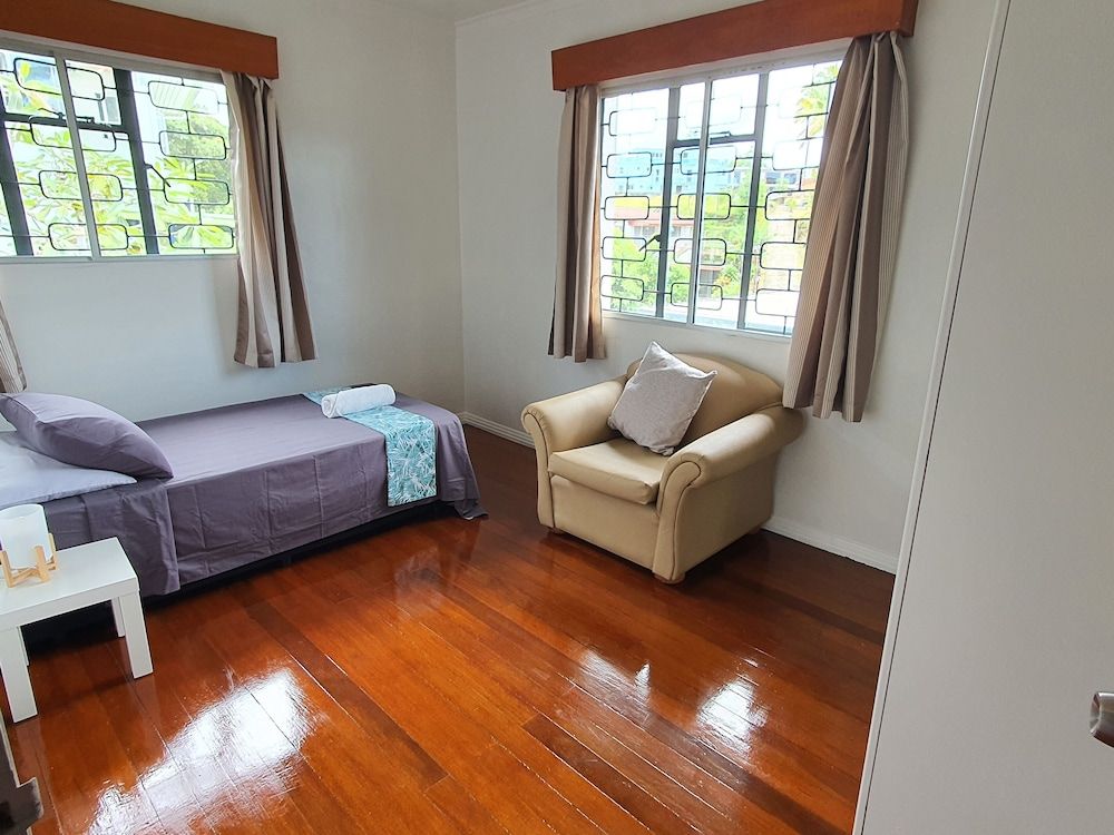 Axis Apartments Premier Apartment 12