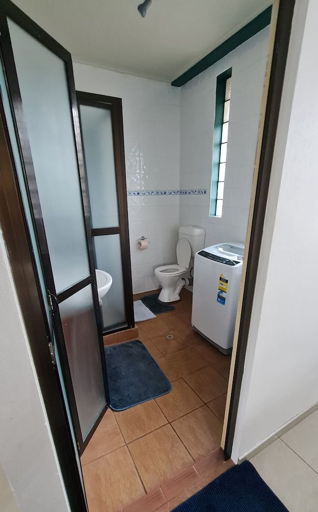 Axis Apartments Deluxe Studio Suite, 1 Double Bed, Balcony, Courtyard View 8