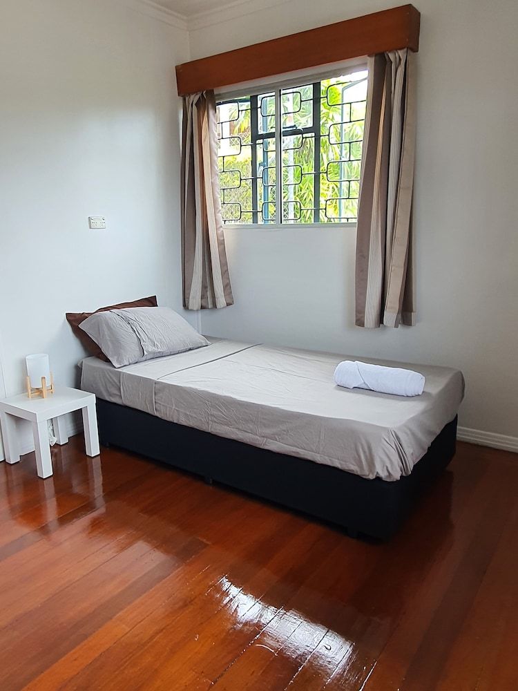 Axis Apartments Premier Apartment 10