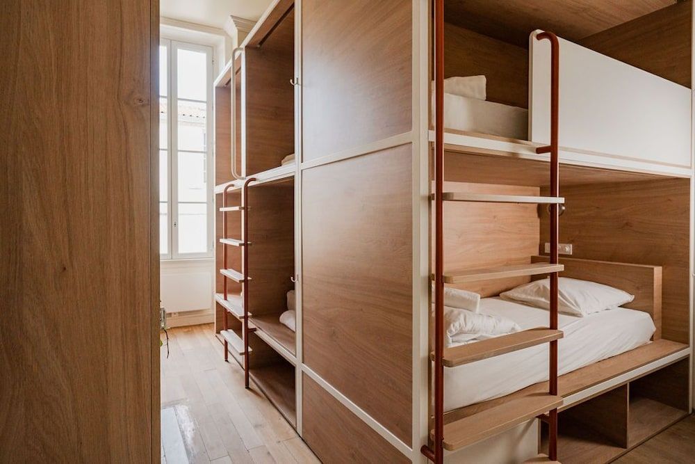 Shared Dormitory, Women only, Non Smoking, Private Bathroom