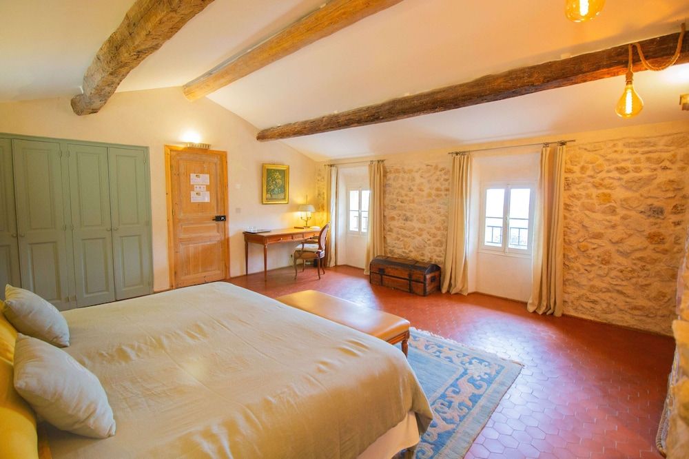 Domaine de la Cascade Parfumée Romantic Double Room, 1 King Bed, Terrace 4