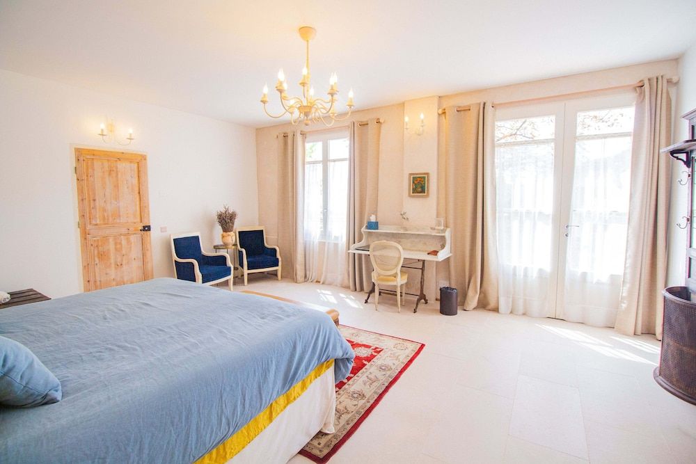 Domaine de la Cascade Parfumée Elite Double Room, Accessible 3