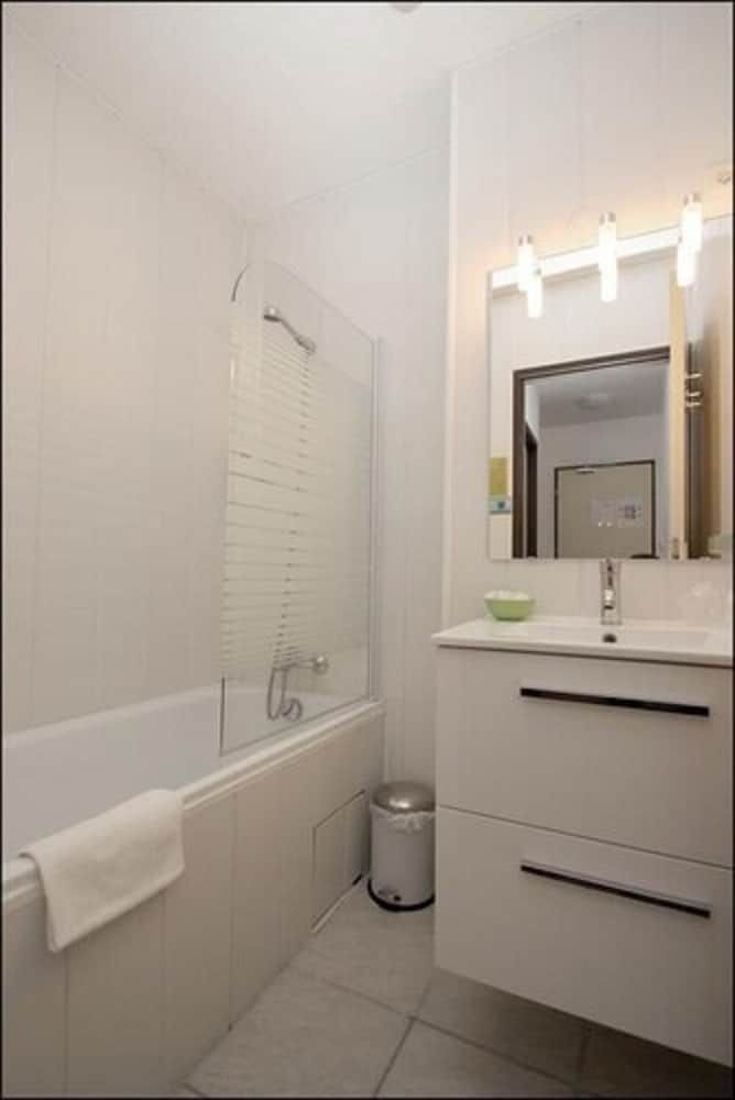 Hôtel Peyramale Family Room, 3 People 4