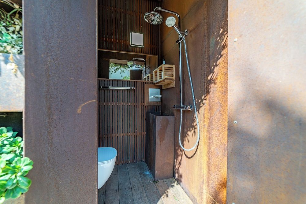 La Villa Miramar Deluxe Cabin, 1 Queen Bed, Terrace, Sea View 9