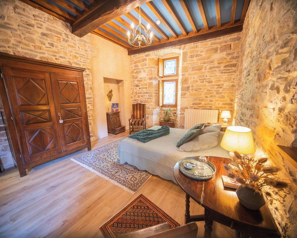 Maison Bakéa