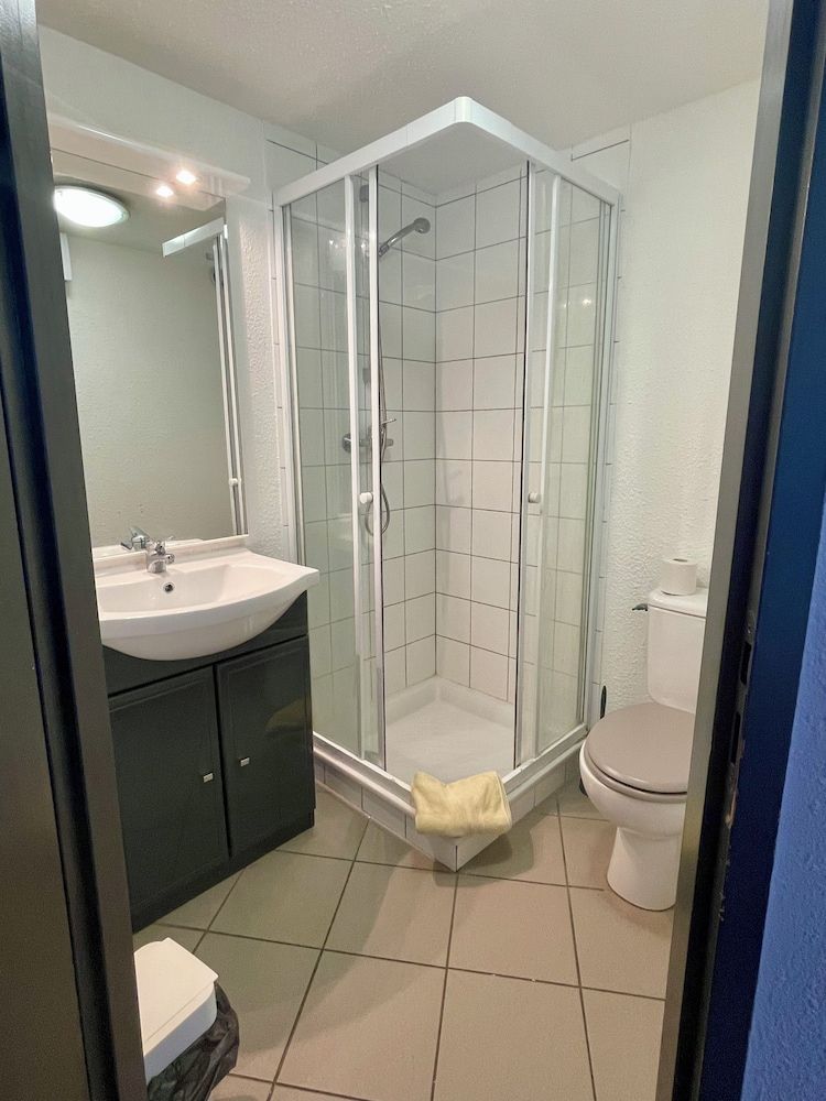 Basic Double Room