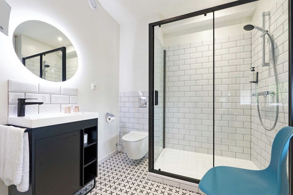 Hôtel le Terminus et son restaurant Côte à Côte Comfort Triple Room 8