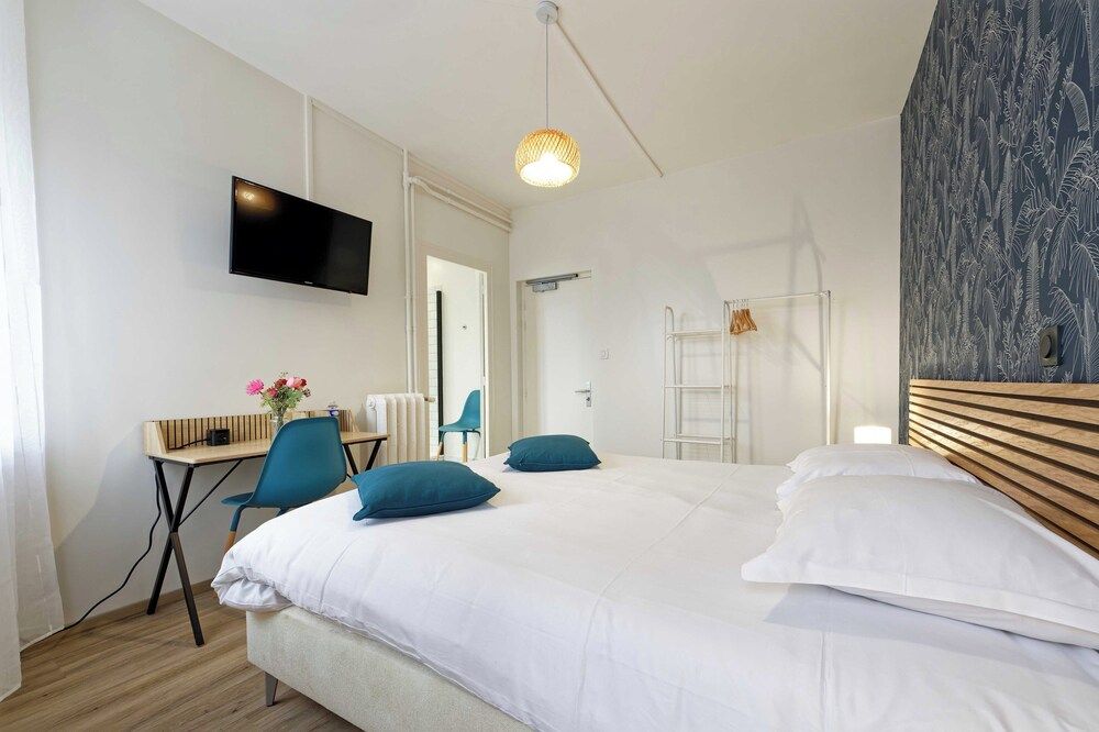 Hôtel le Terminus et son restaurant Côte à Côte Superior Double Room 2