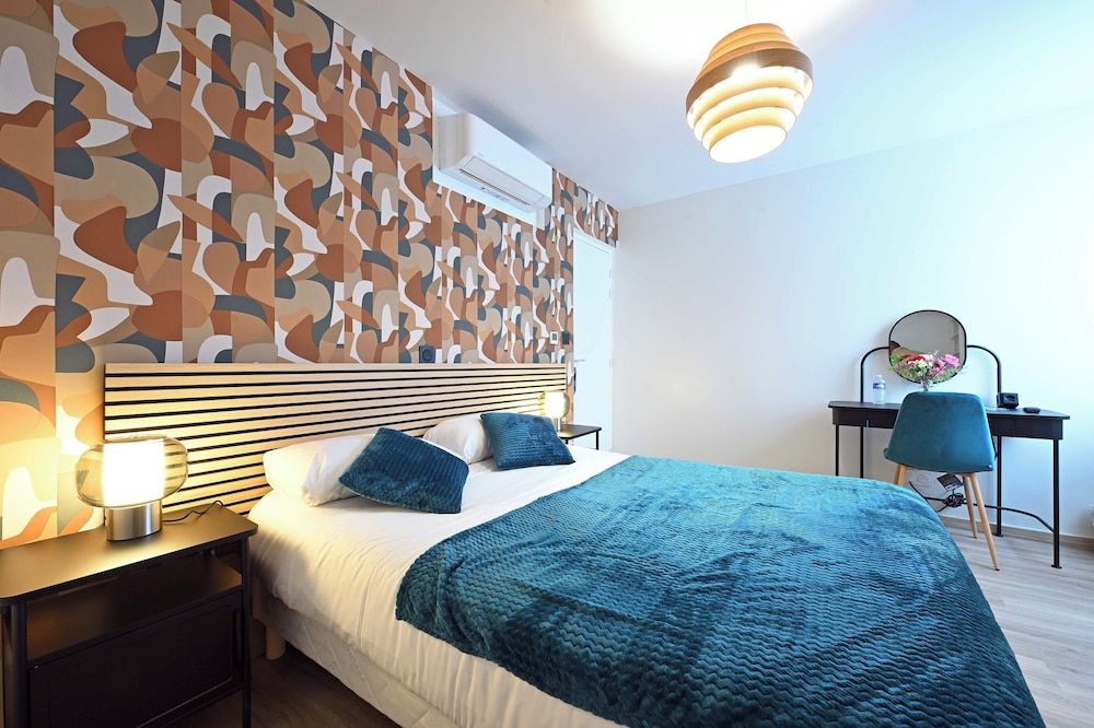 Hôtel le Terminus et son restaurant Côte à Côte Comfort Double or Twin Room 6