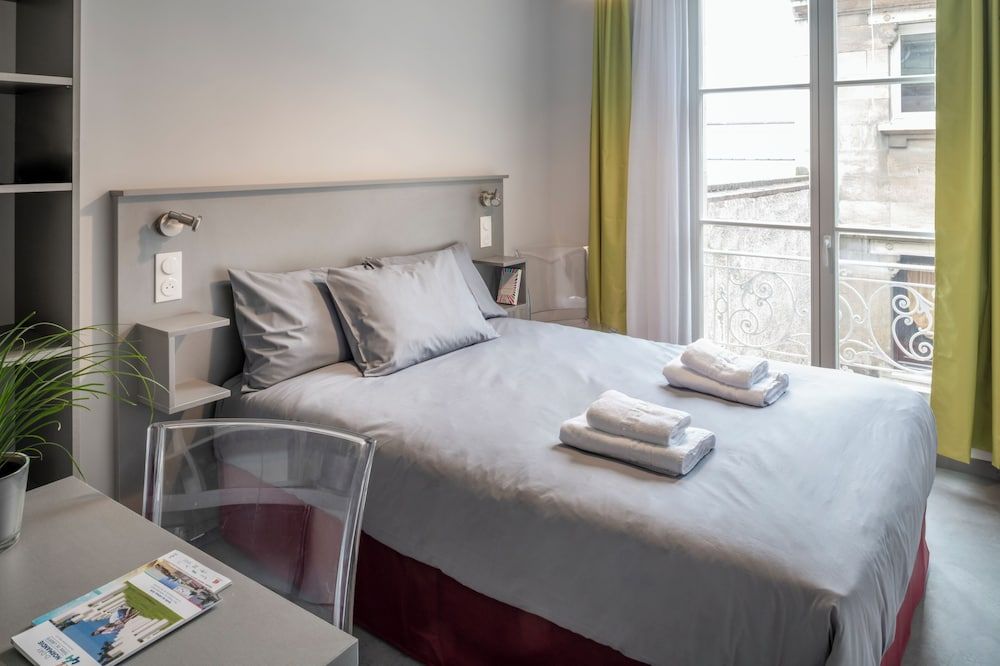 SmartAppart Caen République Deluxe Studio