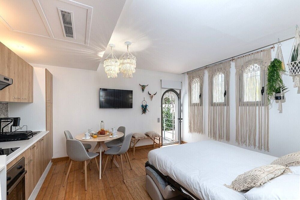 Luxury Apartment, Ensuite (Bord De Plage)