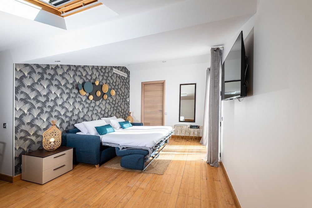 Romantic Apartment, Ensuite, Mountain View (En Bord de Plage)