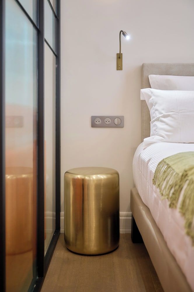 APARTHOTEL 9 ALBERTI Design Studio, 1 Queen Bed, Courtyard View