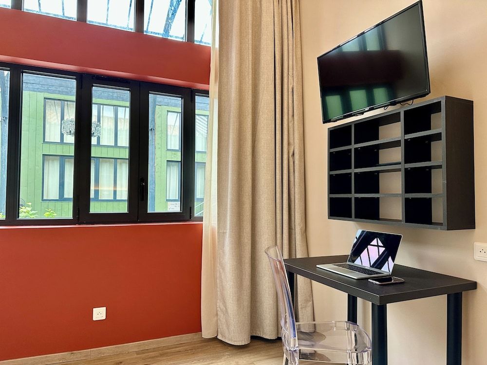 Smartappart NIORT Premium Apartment 6