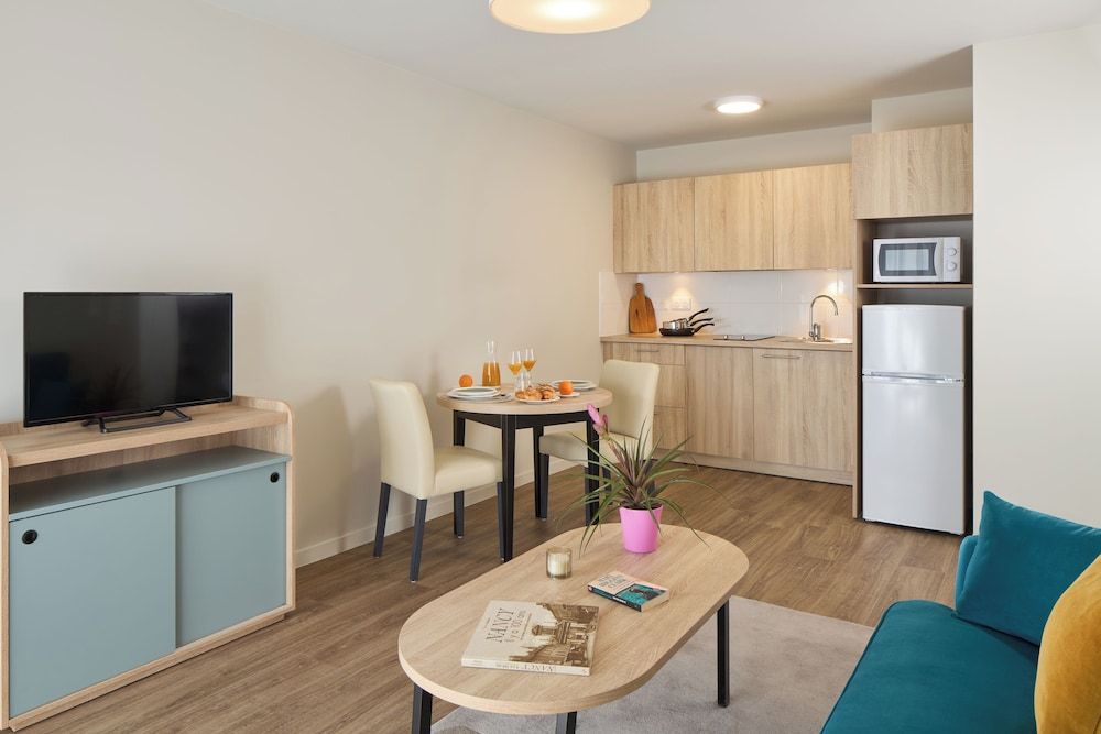 Quality Suites Nancy Centre Appartement, 2 chambres 8