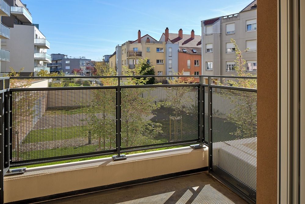 Quality Suites Nancy Centre Studio 3