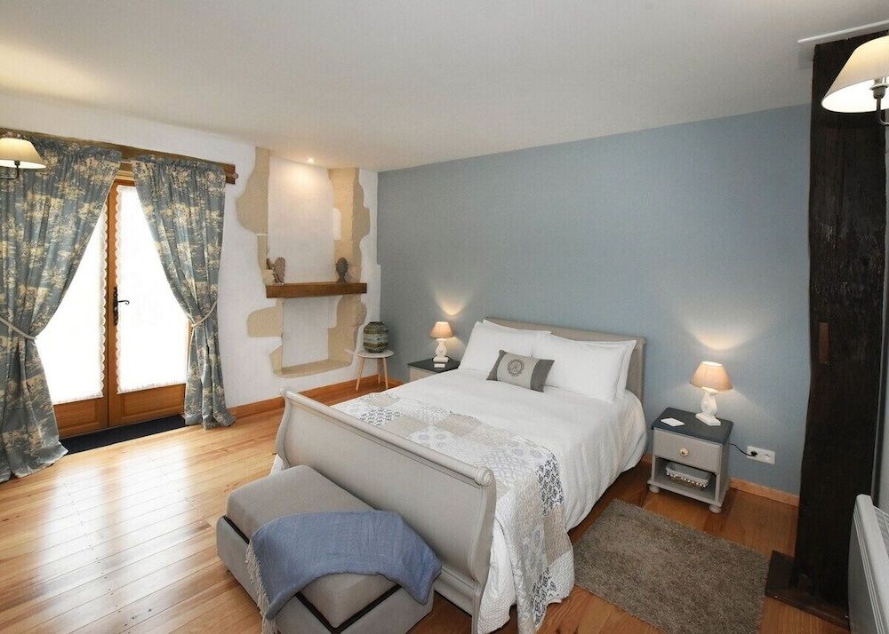 Deluxe Double Room, Garden View