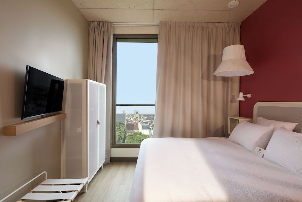 OKKO Hotels Troyes Centre Classic City View Room including self-service snacks and drinks at the Club 2