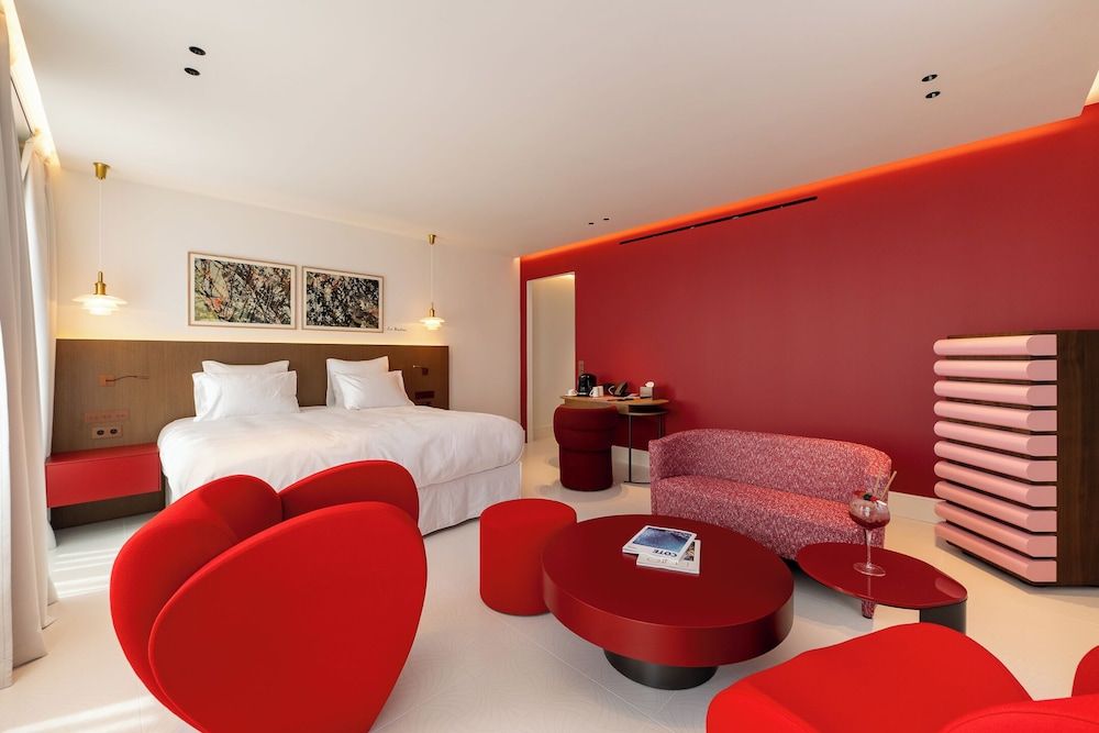 HOTEL LE CHATEAU ROSE