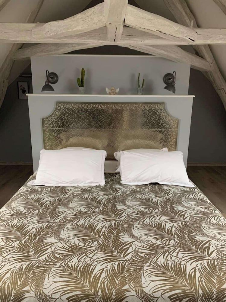 Basic Double Room