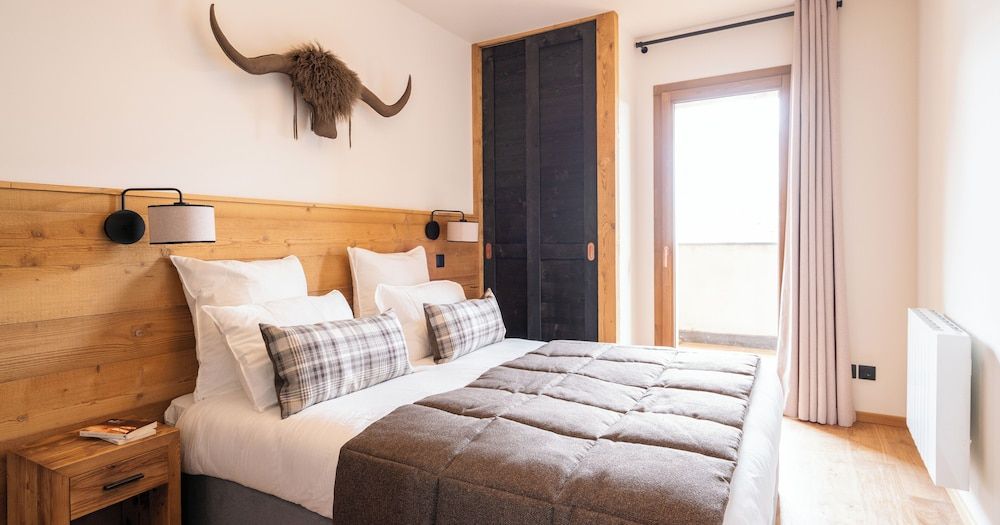 Two-Bedroom Apartment (6 People) with Balcony