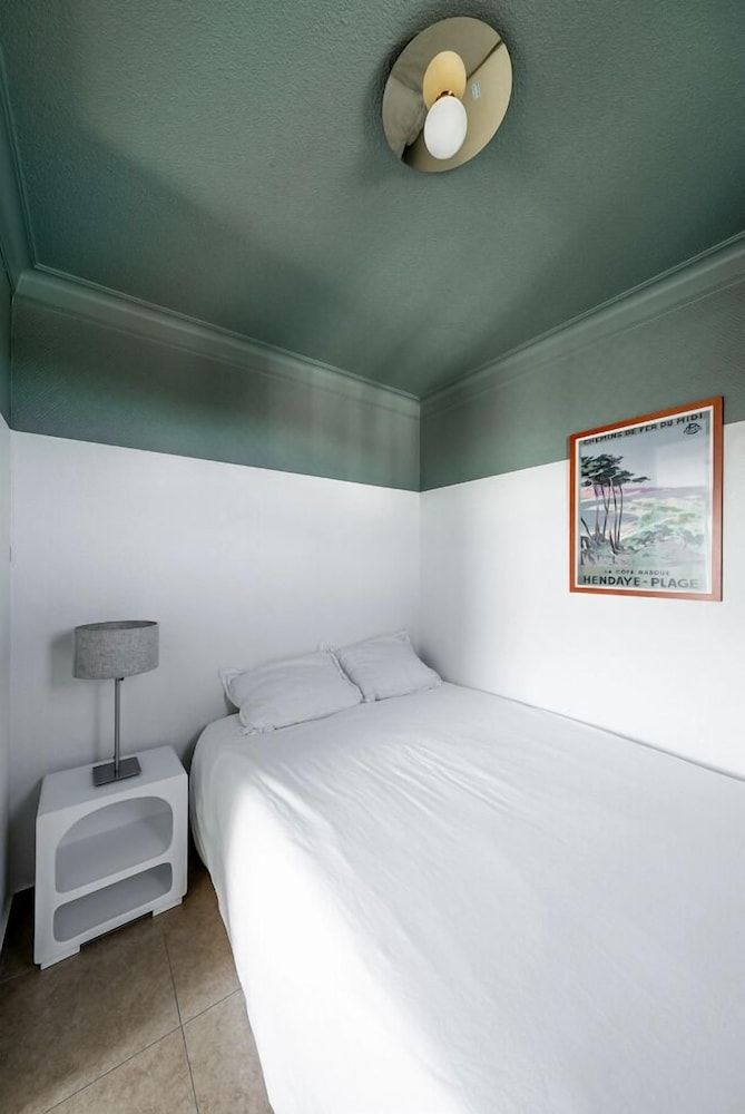 Junior Apartment, Partial Ocean View