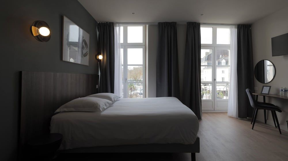 Hotel Hermine Vannes Port de Plaisance Comfort Double Room, Harbor View 15