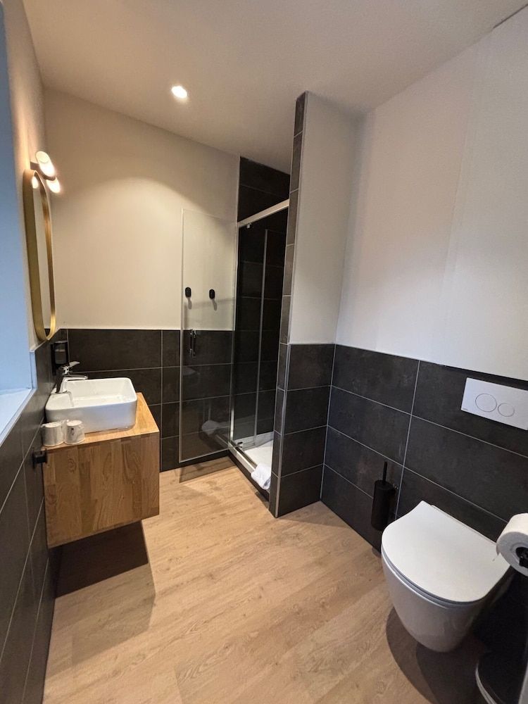 Hotel Hermine Vannes Port de Plaisance Comfort Double Room, City View 11