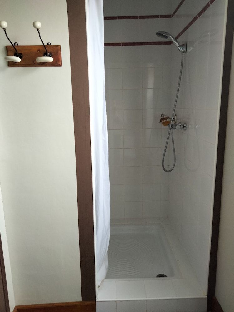 Room, River View