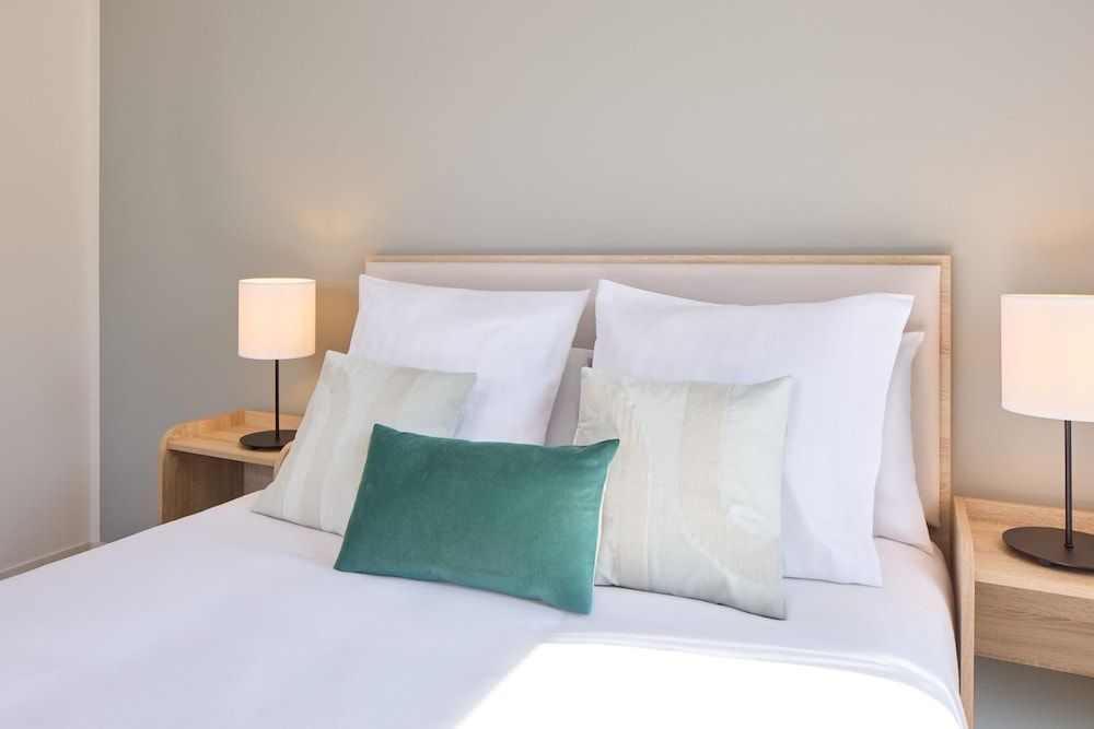 Quality Suites Saumur One's room Apartment 5