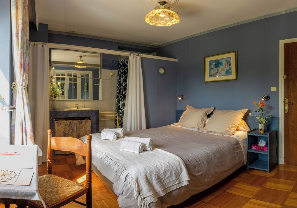 Lacoume Saint Jacques Chambre Suite avec douche privée 4